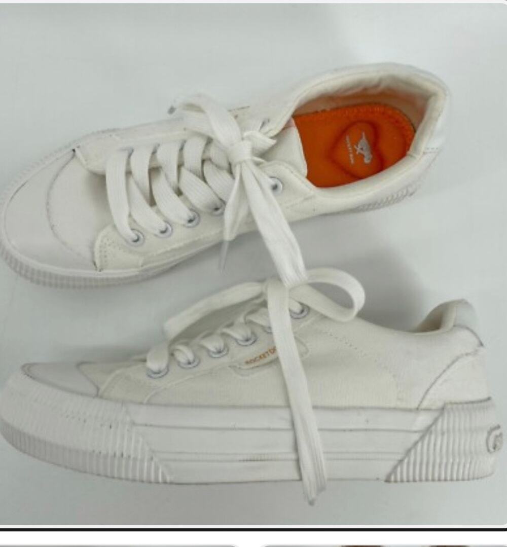 Rocket Dog Womens Platform Sneakers White Laced size 11M